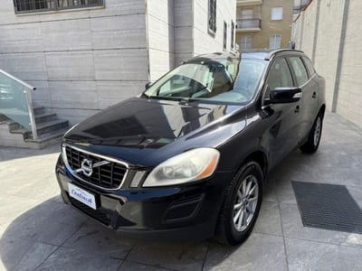 Volvo XC60 D3 AWD Geartronic Momentum usata