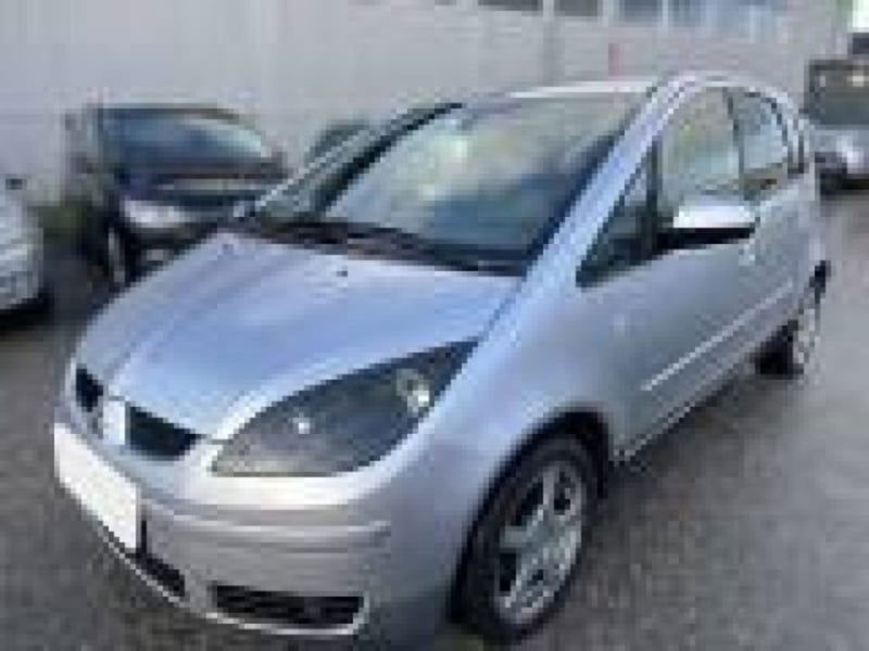 Mitsubishi Colt 1.1 12V 3p. Inform