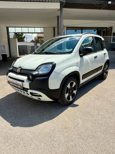 Fiat Panda 1.0 FireFly S&S Hybrid City Cross usata