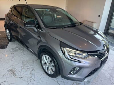 Renault Captur Plug-in Hybrid E-Tech 160 CV Intens usata