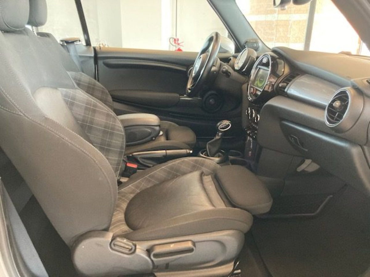 MINI Mini Cabrio 1.5 Cooper Cabrio (12)