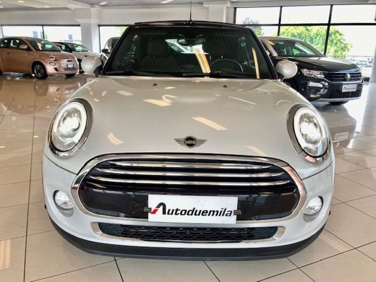 MINI Mini Cabrio 1.5 Cooper Cabrio (2)