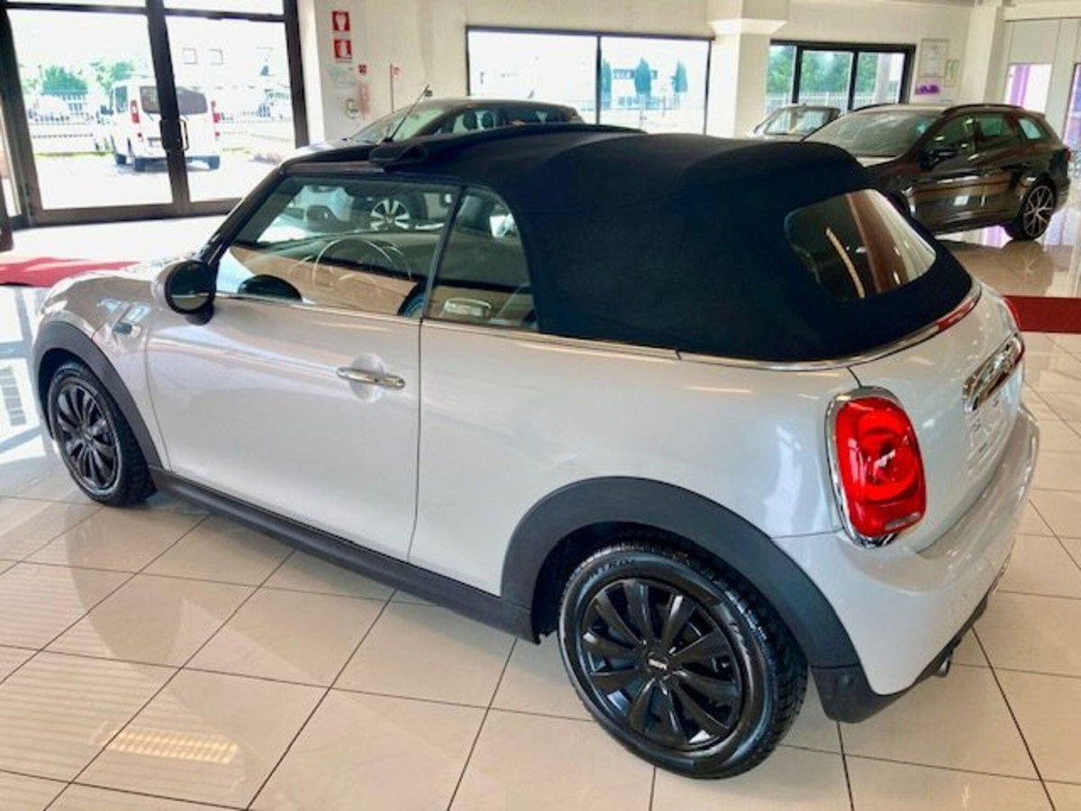 MINI Mini Cabrio 1.5 Cooper Cabrio (5)