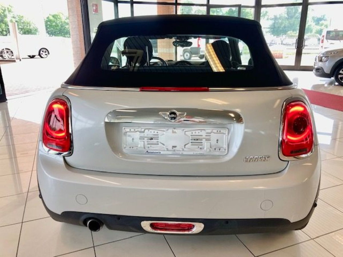 MINI Mini Cabrio 1.5 Cooper Cabrio (6)