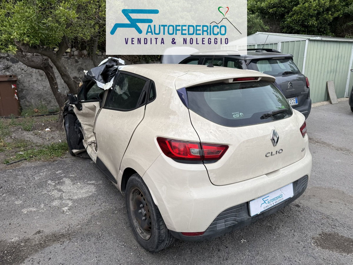 Renault Clio dCi 8V 75CV Start&Stop 5 porte Energy Life (3)