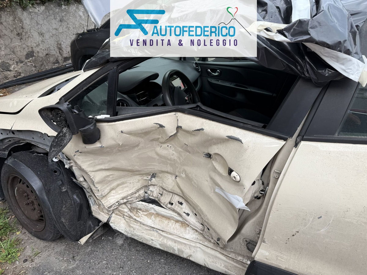 Renault Clio dCi 8V 75CV Start&Stop 5 porte Energy Life (6)