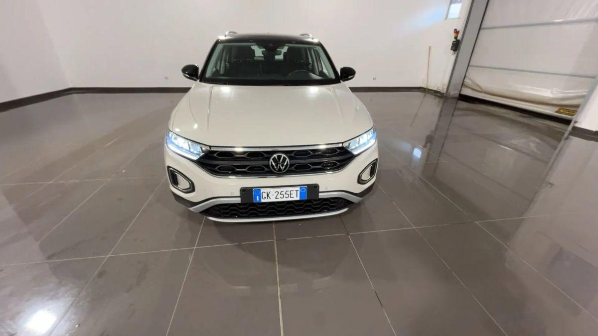 Volkswagen T-Roc 2.0 tdi Life 150cv dsg (2)