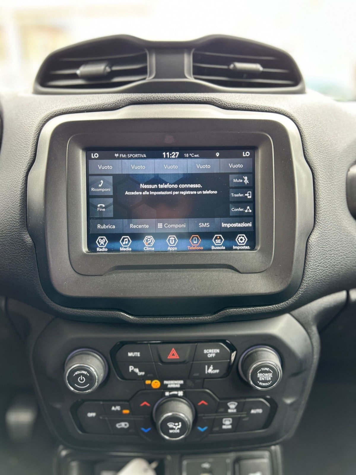 Jeep Renegade 1.6 Mjt 120 CV Limited (10)