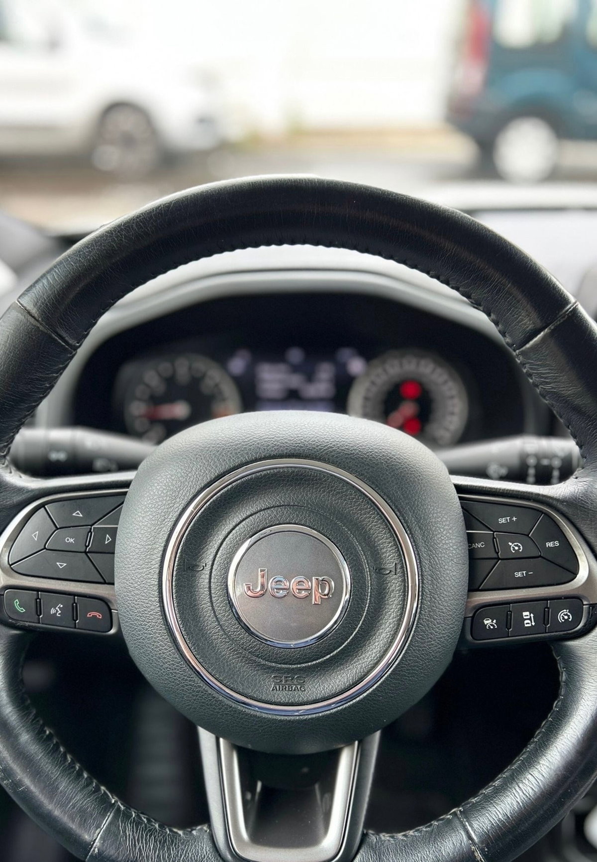 Jeep Renegade 1.6 Mjt 120 CV Limited (6)