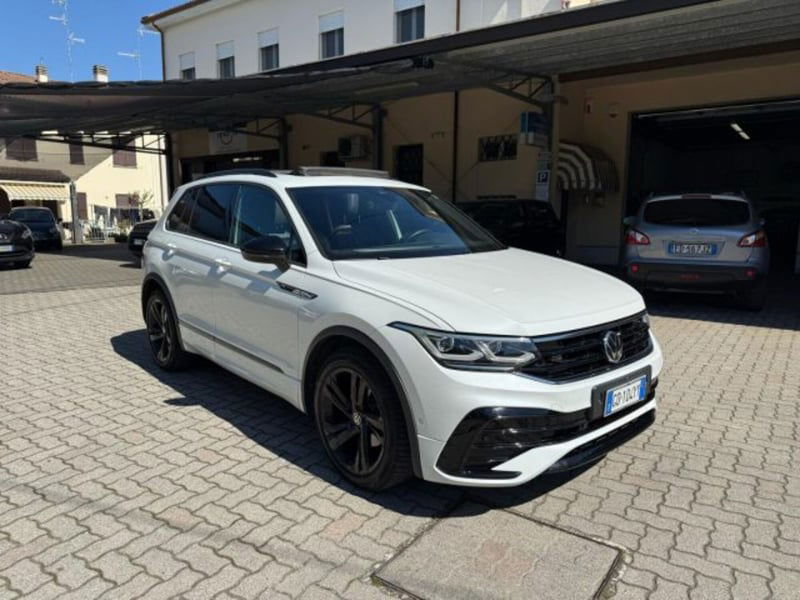 Volkswagen Tiguan 2.0 TDI 150 CV SCR DSG 4MOTION R-Line