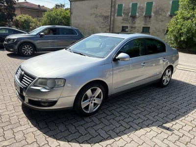 Volkswagen Passat 1.6 TDI DPF Comf. BlueM. Tech. usata
