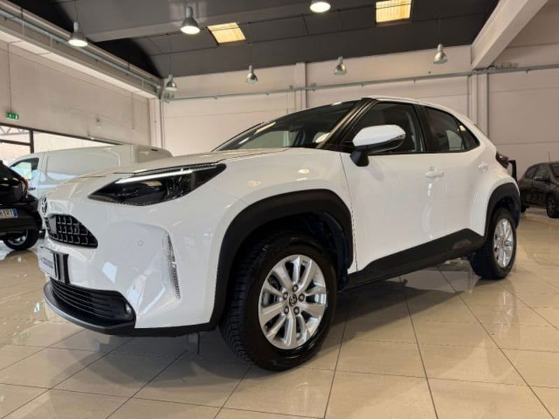 Toyota Yaris Cross 1.5h GR Sport Black Sky fwd 116cv e-cvt