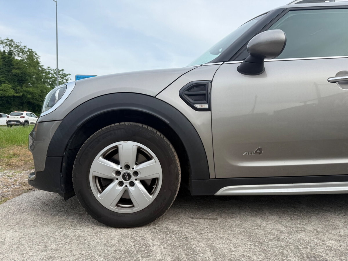 MINI Mini Countryman 2.0 Cooper D Hype Countryman ALL4 Automatica (4)