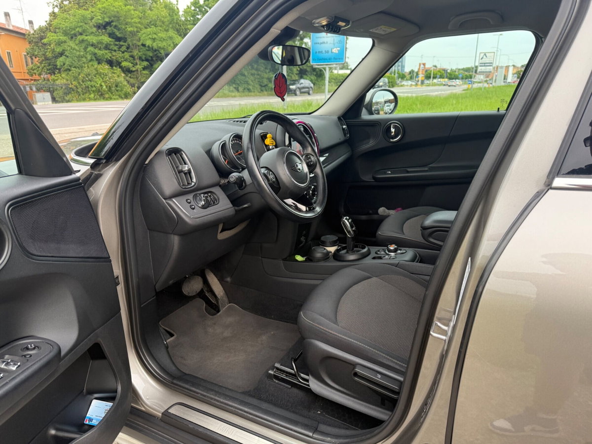 MINI Mini Countryman 2.0 Cooper D Hype Countryman ALL4 Automatica (8)