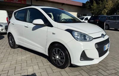 Hyundai i10 1.0 LPGI Econext Login usata