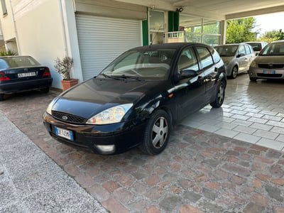 Ford Focus 1.8 TDCi (100CV) cat 5p. Zetec usata
