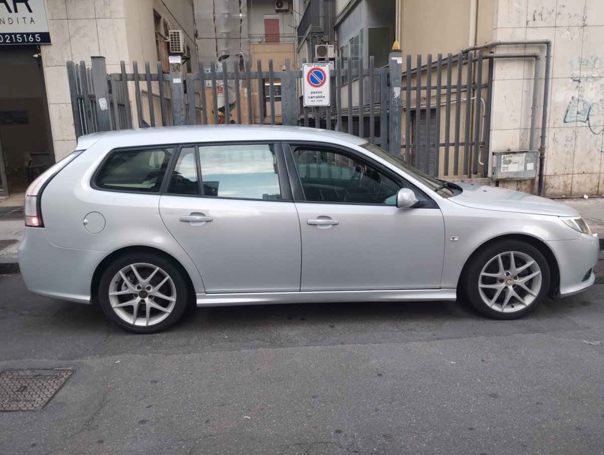 Saab 9-3 Station Wagon 1.9 TiD DPF Vector (10)