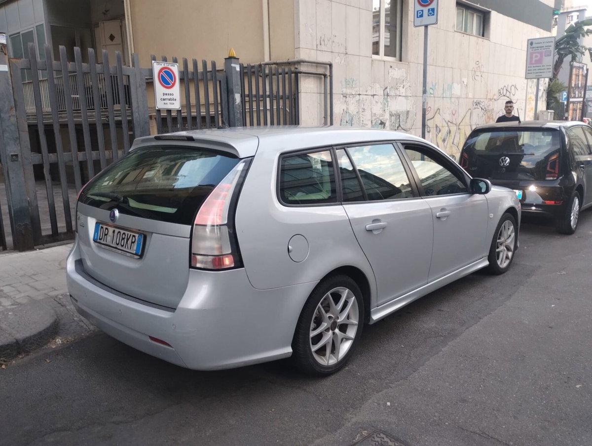 Saab 9-3 Station Wagon 1.9 TiD DPF Vector (7)