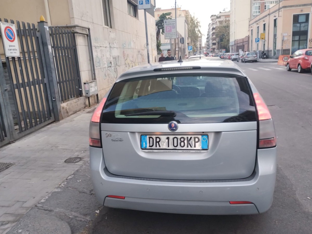 Saab 9-3 Station Wagon 1.9 TiD DPF Vector (9)