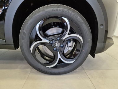 Alfa Romeo Junior elettrica Speciale 156cv (7)