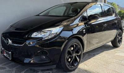Opel Corsa 1.2 5 porte usata