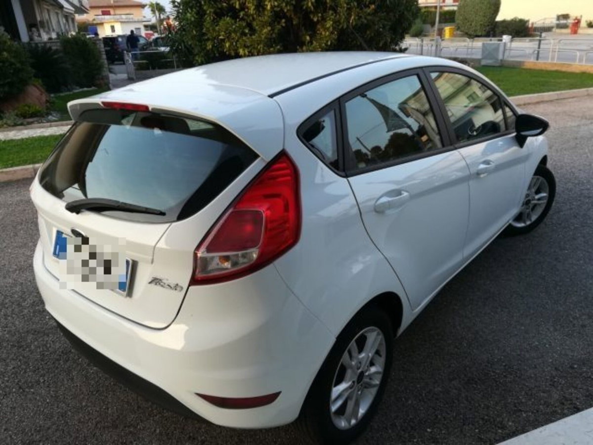 Ford Fiesta Plus 1.5 TDCi 75CV 5 porte (3)