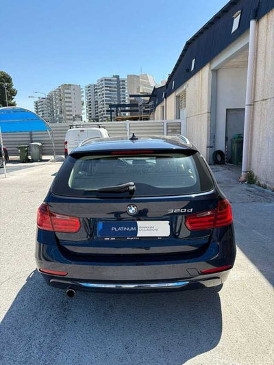 BMW Serie 3 Touring 320d  Luxury (4)