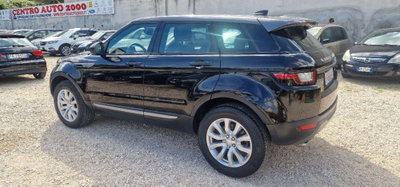 Land Rover Range Rover Evoque 2.0 TD4 150 CV 5p. Pure (4)