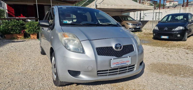 Toyota Yaris 16V cat 5 porte Sol