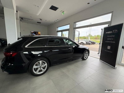 Audi A4 Avant 40 TDI quattro S tronic S line edition (5)