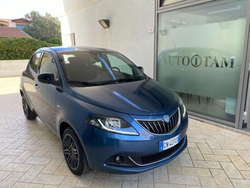 Lancia Ypsilon 1.0 FireFly 5 porte S&S Hybrid Gold Plus