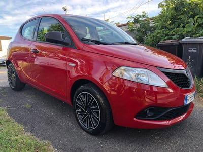 Lancia Ypsilon 1.2 69 CV 5 porte Gold usata