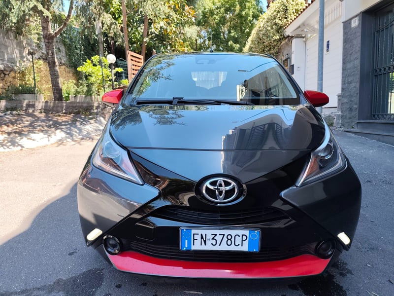Toyota Aygo 1.0 VVT-i 69 CV 5 porte x-cite TSS