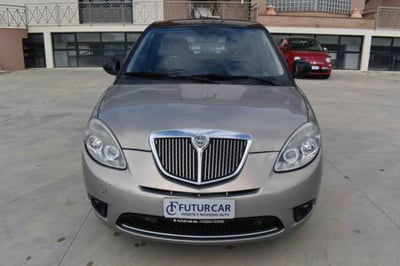 Lancia Ypsilon 1.2 69 CV New Oro usata