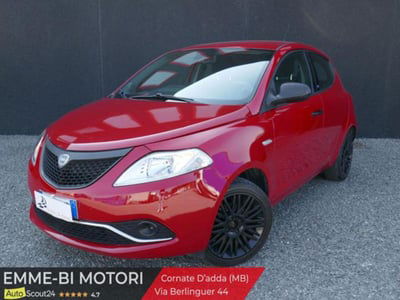 Lancia Ypsilon 1.2 69 CV 5 porte Elefantino Blu usata