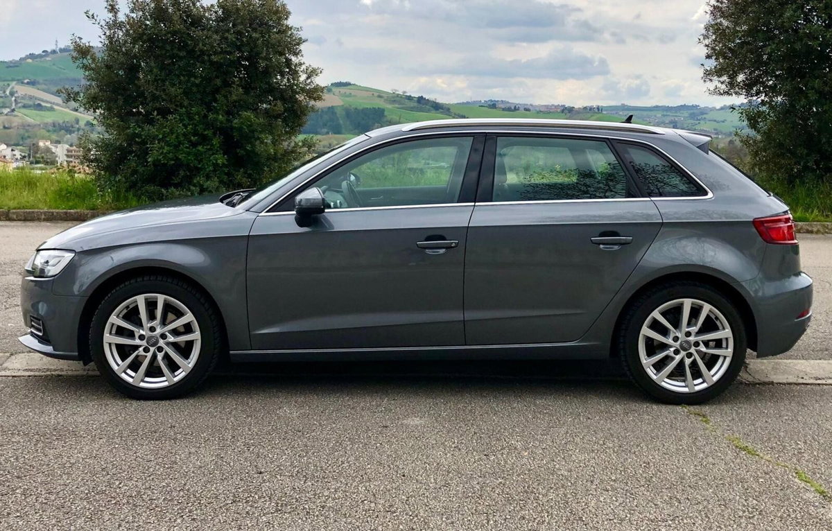 Audi A3 Sportback 30 g-tron S tronic Admired