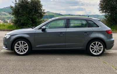Audi A3 Sportback 30 g-tron S tronic Admired usata