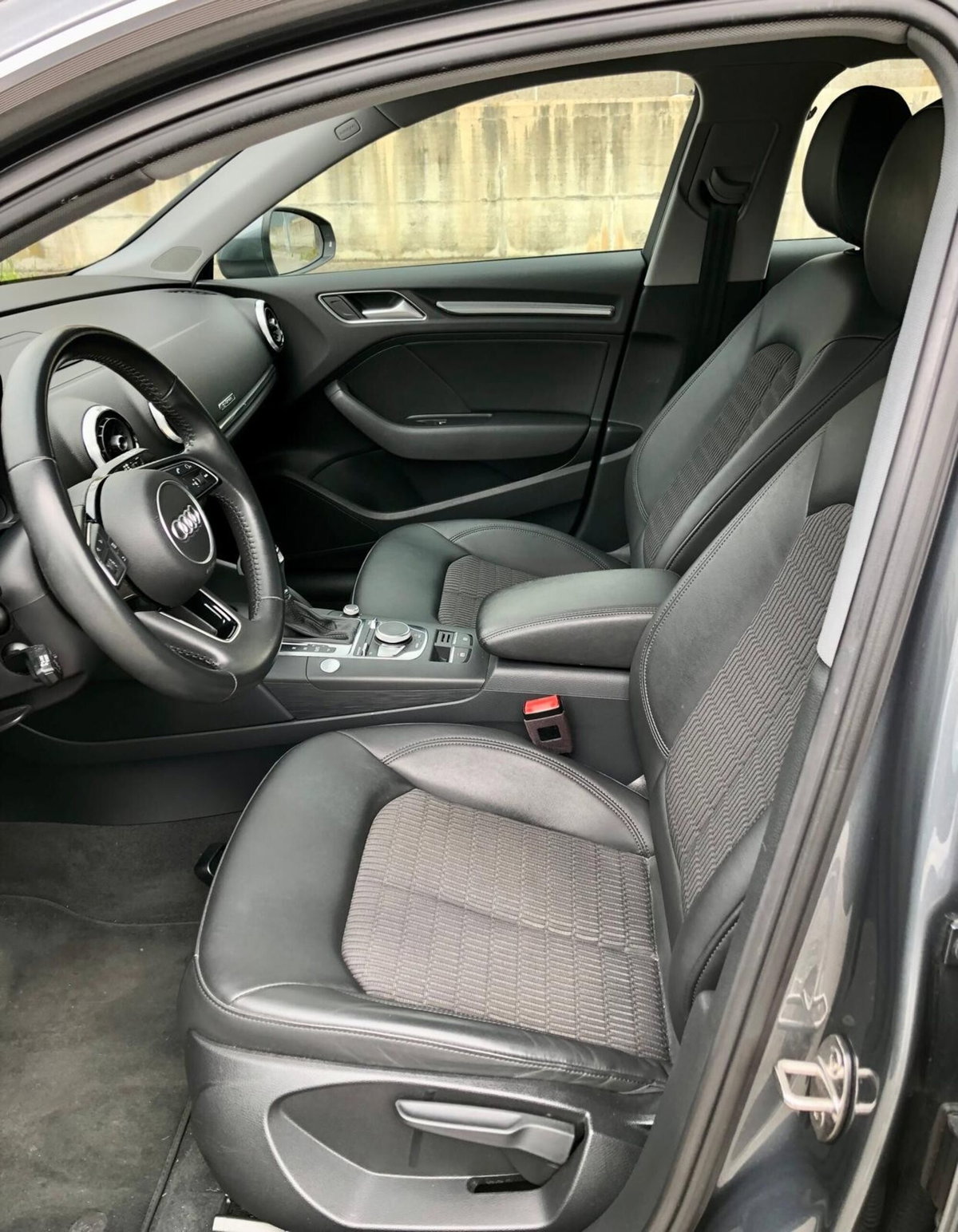 Audi A3 Sportback 30 g-tron S tronic Admired (6)