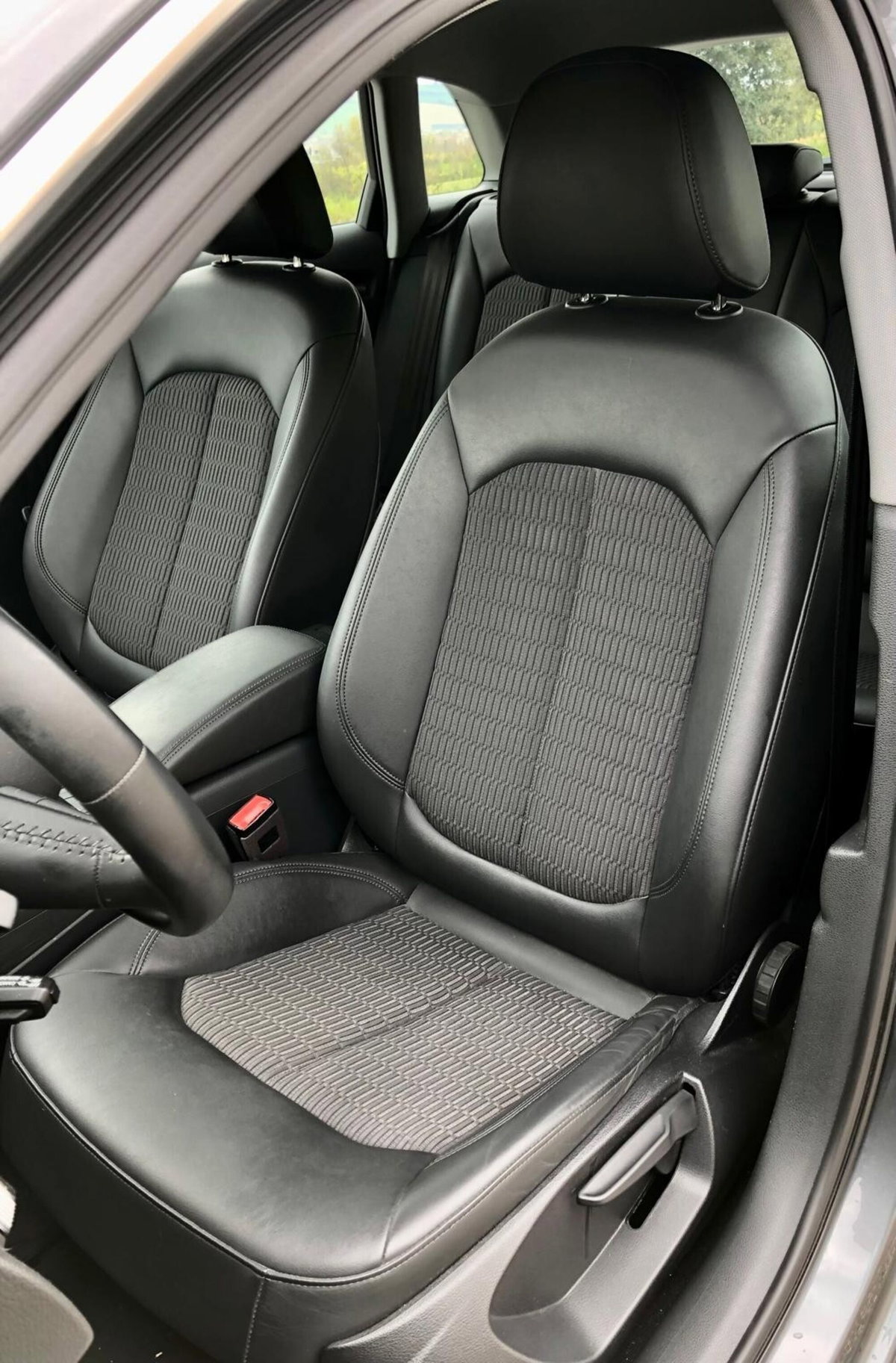 Audi A3 Sportback 30 g-tron S tronic Admired (8)