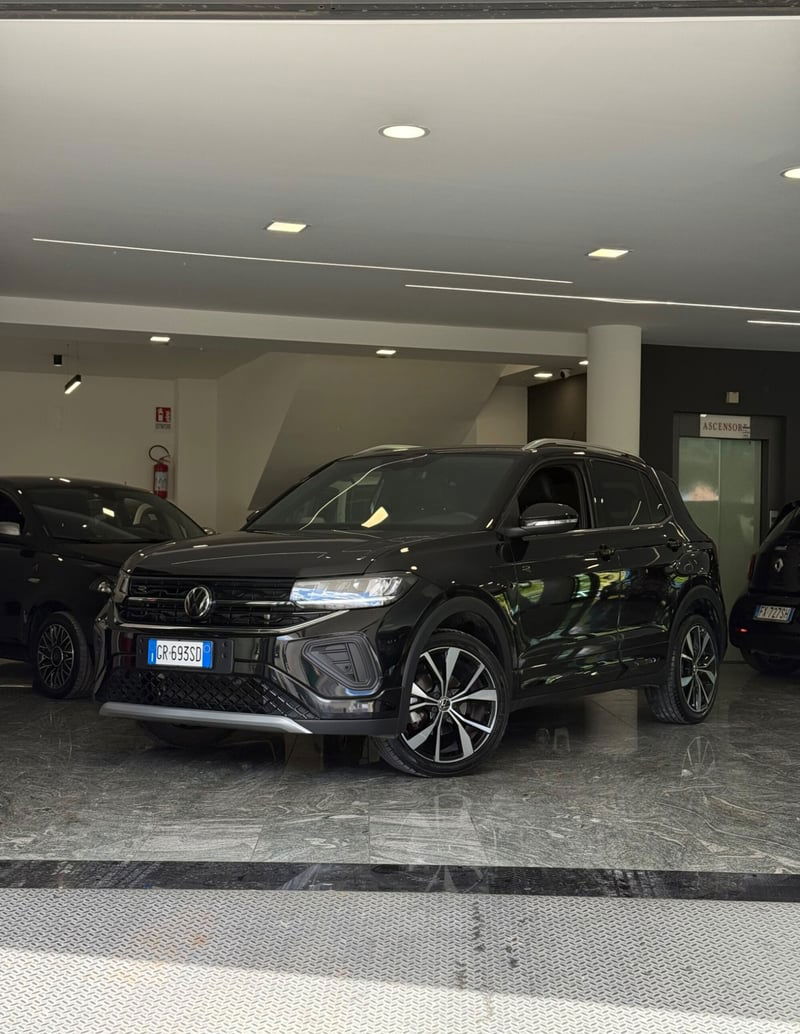 Volkswagen T-Cross 1.0 tsi R-Line 115cv