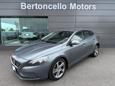 Volvo V40 D2 Geartronic Momentum usata