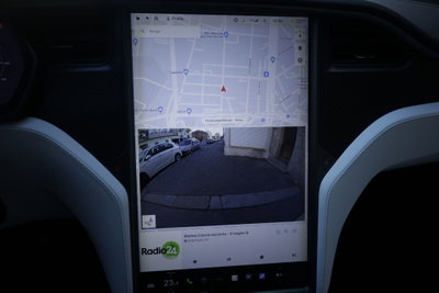 Tesla Model X Model X 100kWh Dual Motor (13)