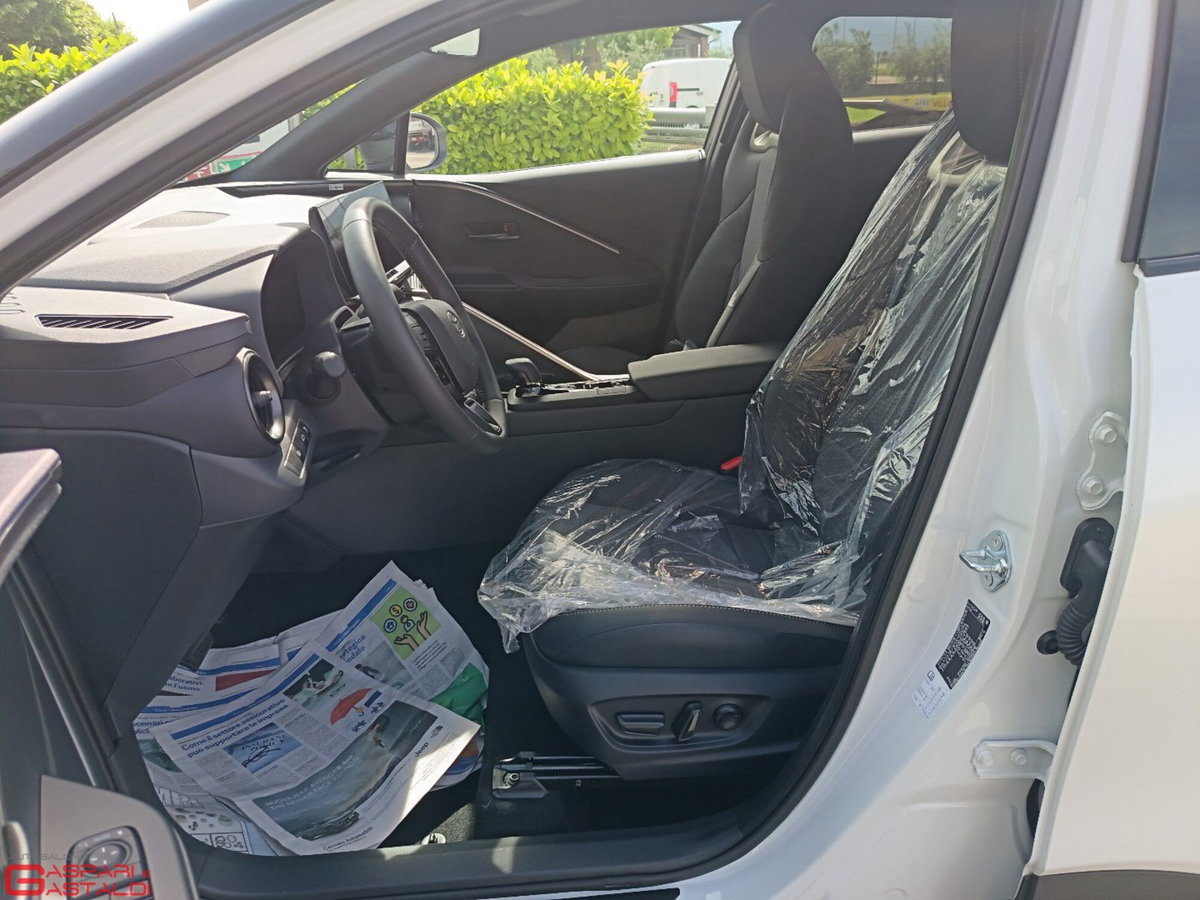 Toyota Toyota C-HR 1.8 hv Lounge fwd e-cvt (6)