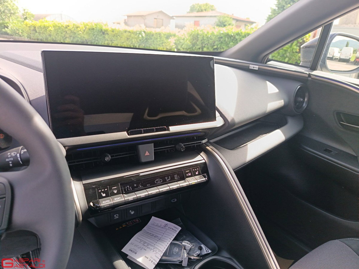 Toyota Toyota C-HR 1.8 hv Lounge fwd e-cvt (9)