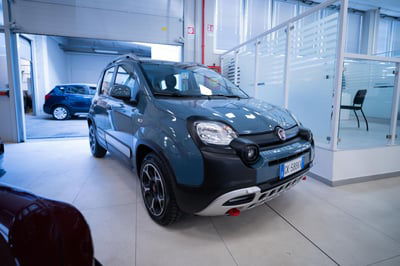 Fiat Panda Cross 1.0 firefly hybrid Cross s&s 70cv 5p.ti usata