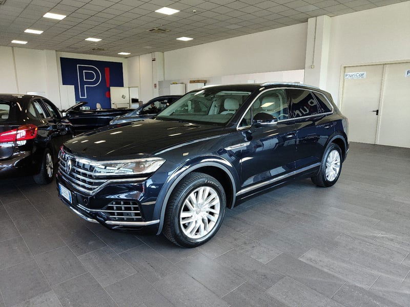 Volkswagen Touareg 3.0 V6 tdi scr R-Line 231cv auto