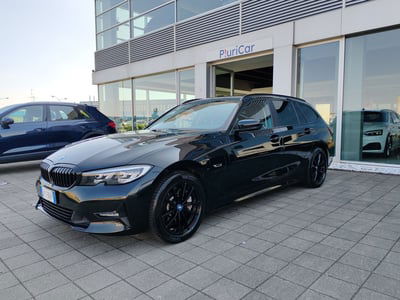 BMW Serie 3 Touring 330e  Hybrid Edition auto usata