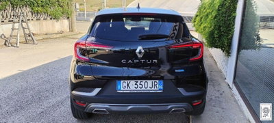Renault Captur Full Hybrid E-Tech 145 CV RS Line (13)