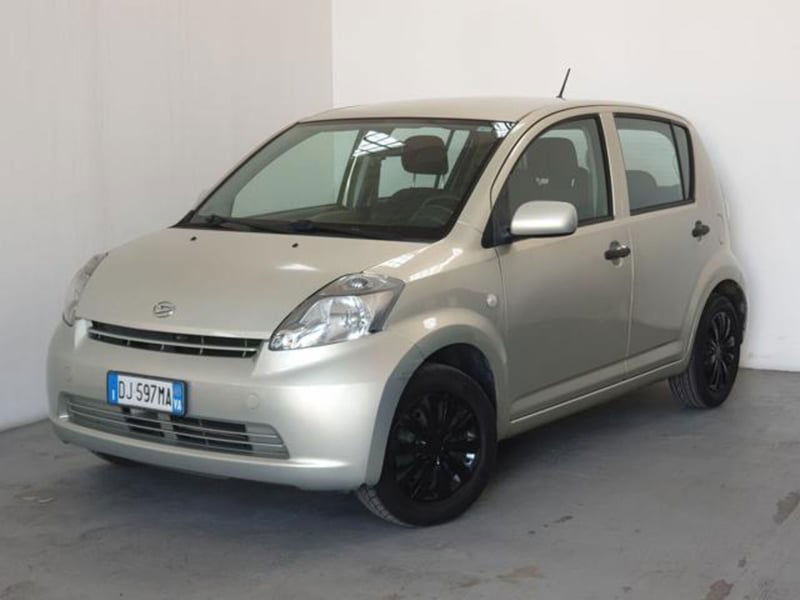 Daihatsu Sirion 1.0 Hiro