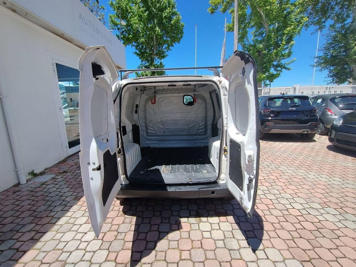 Fiat Fiorino 1.3 MJT 75CV Furgone (14)